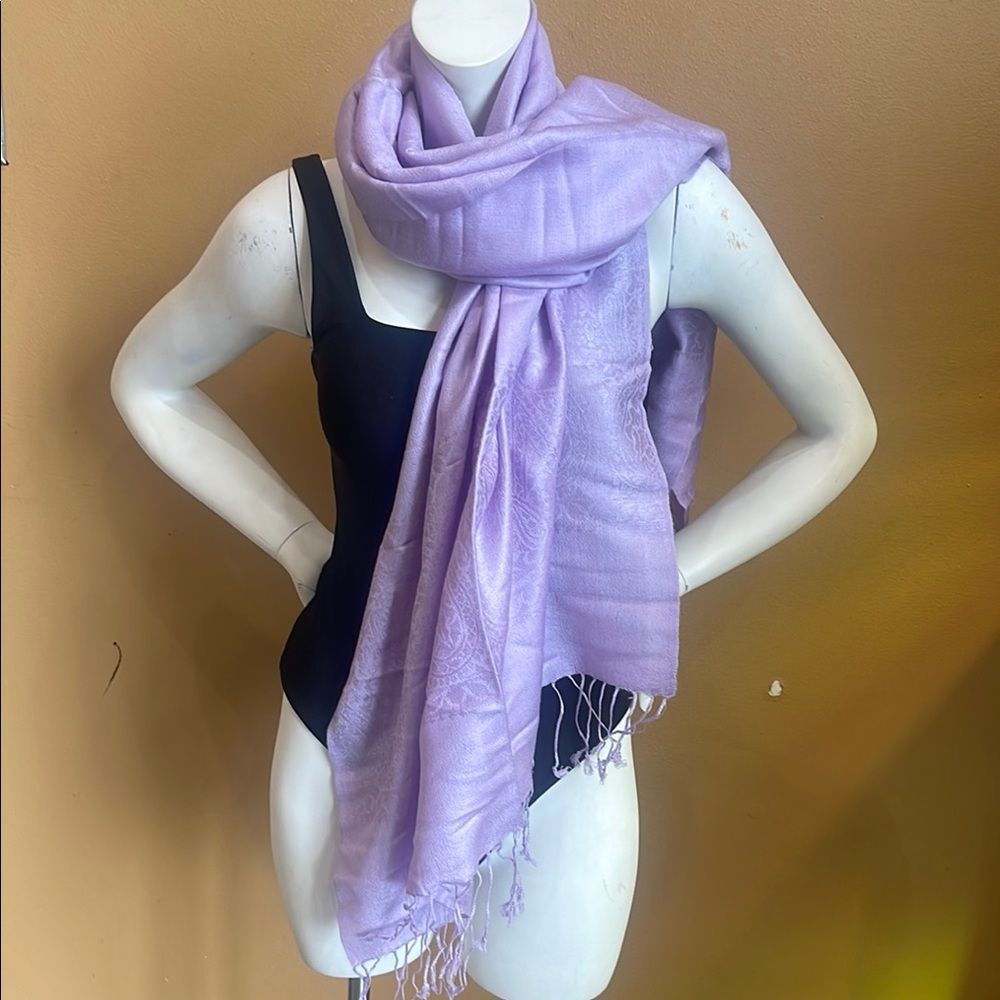 Pashmina Scarf - Purple Lavender Color Paisley Pattern Scarf w/ beaded clutch